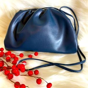 Cloud Medium Leather Bag